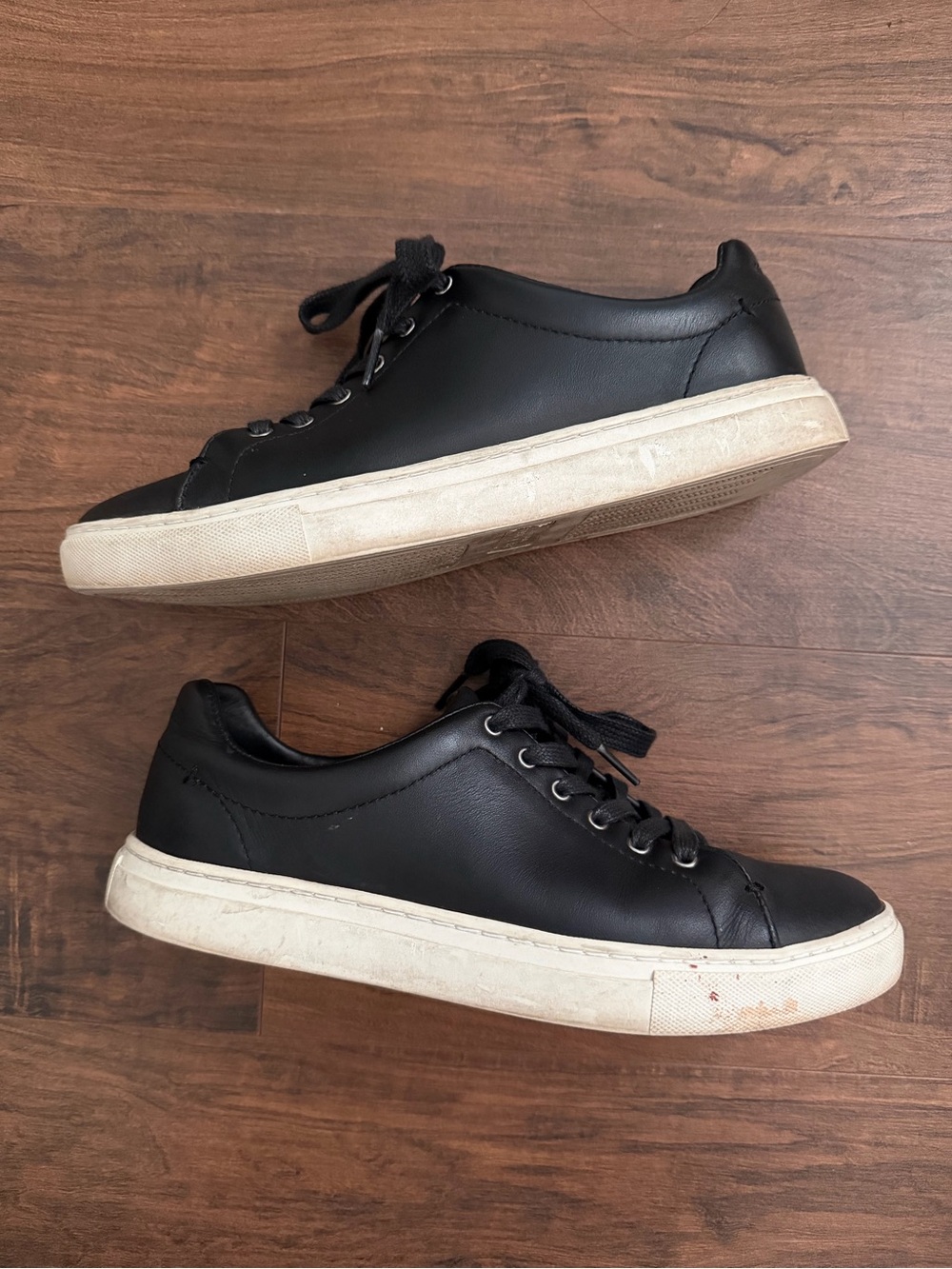 Rag & Bone Black Leather Low-Top Sneakers - Casual Everyday Style